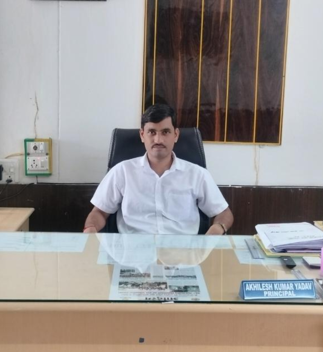 Mr. Akhilesh Kumar Yadav